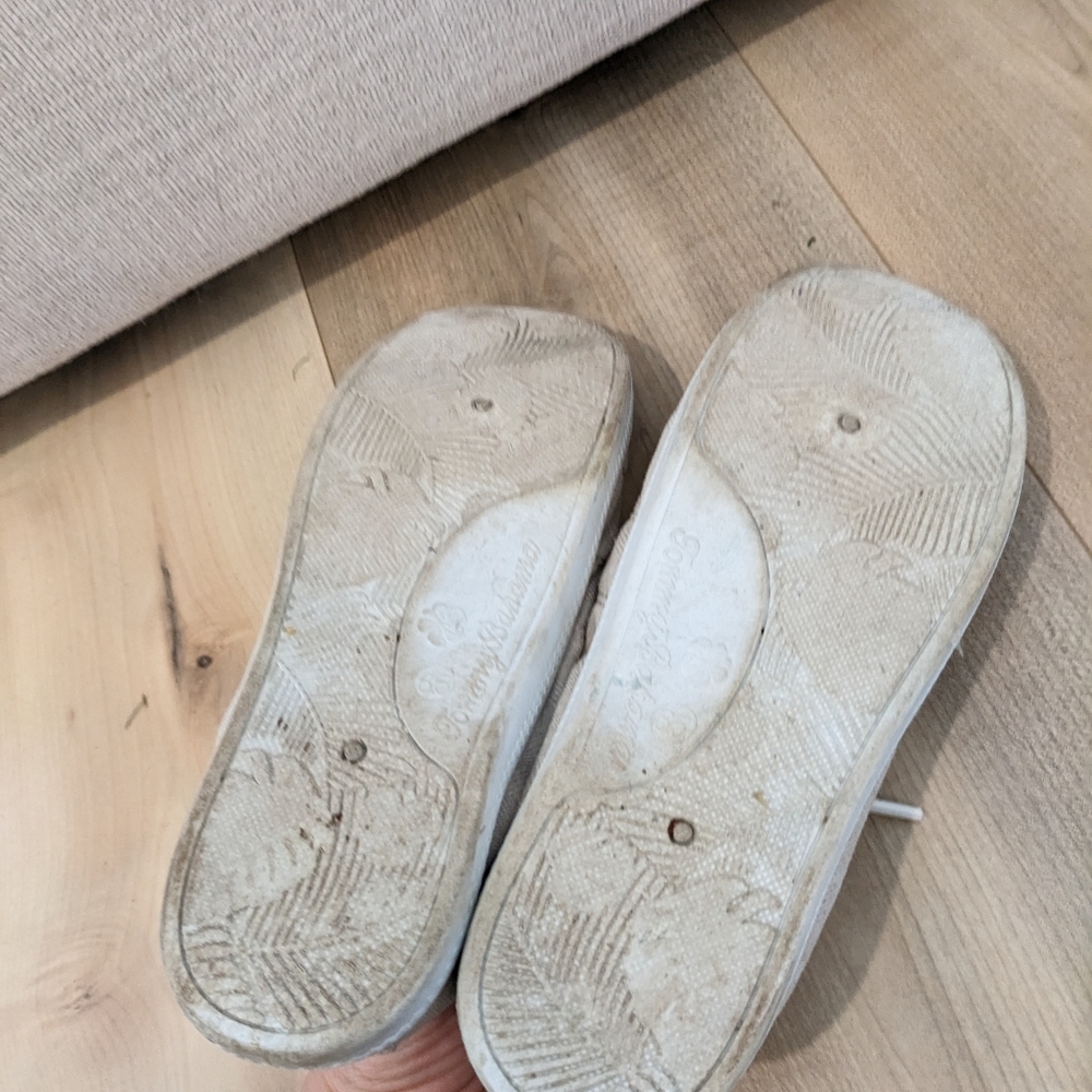 Tommy Hilfiger Slip On Sneakers - Picture 5 of 5